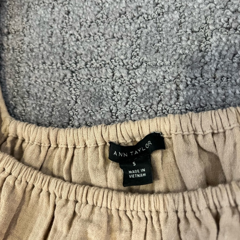 Ann Taylor Beige Ruffle Sleeve Top - Picture 2 of 4